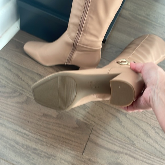 Naturalizer size 5.5 - Picture 3 of 3